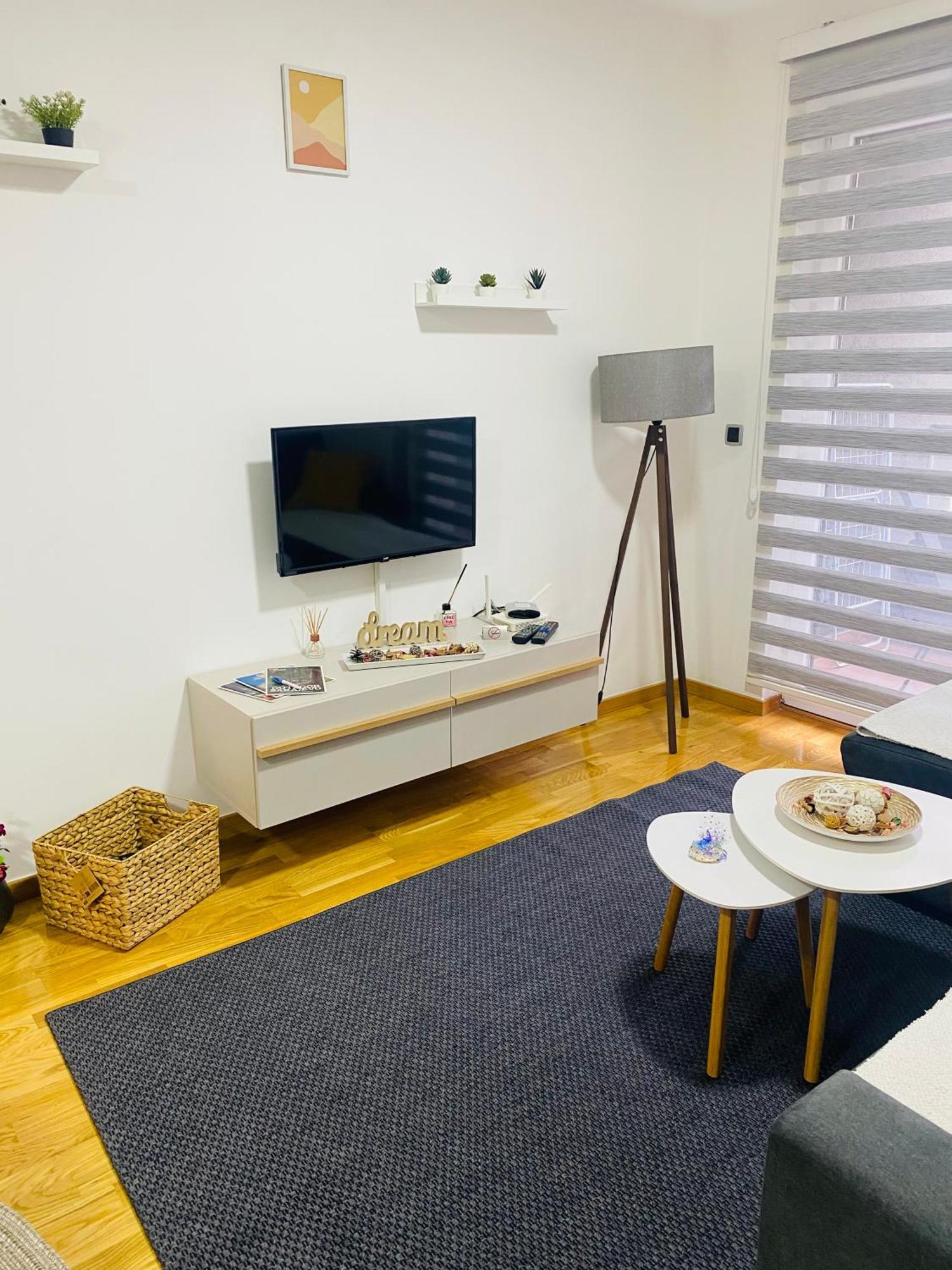 Atmartments Etna Bulevar, Free Private Parking SJJ Exteriör bild